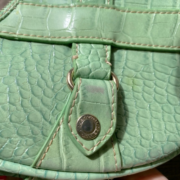 Liz Clairborne vintage green snakeskin structured zippered shoulder purse - Picture 3 of 13